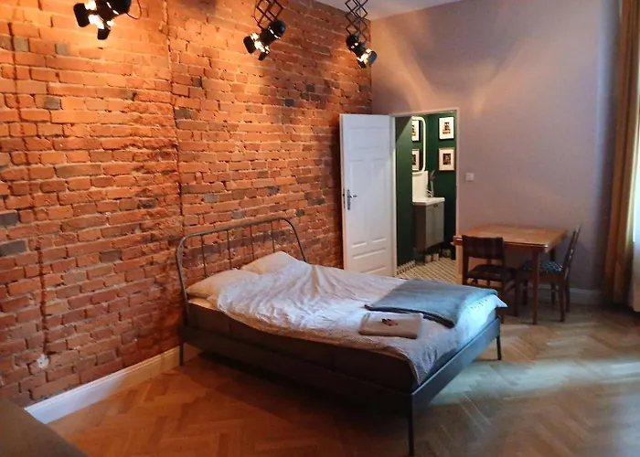 Italiano Vero * オストルフ・ビエルコポルスキ